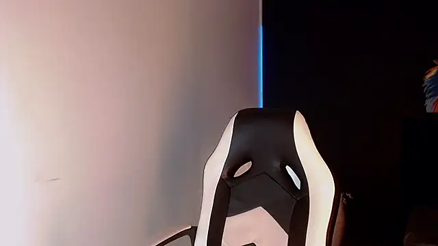 AdharaaMoon online show from January 18, 10:39 pm