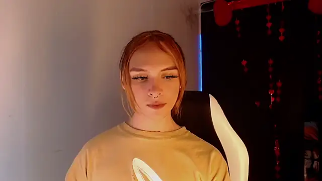 AdharaaMoon online show from February 15, 10:42 pm