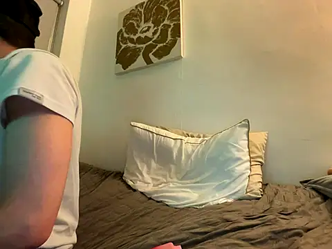 Snowbunnydilf online show from December 22, 8:50 pm