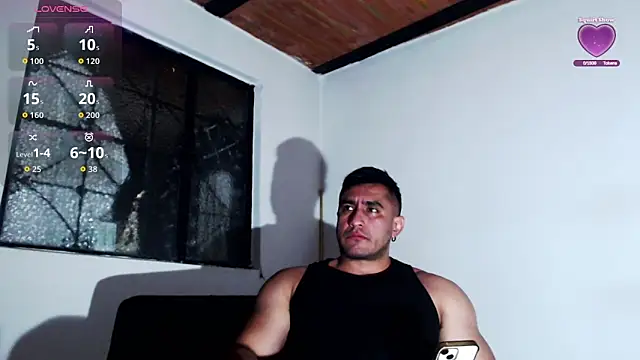 Snapshot of willian_m777 chatting on June 27, 4:17 am willian m777 online show from June 27, 4:17 am
