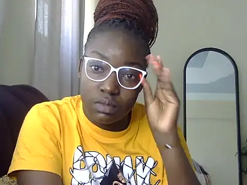 Snapshot of Sexy_racy_rebel_ chatting on February 12, 10:32 am Sexy racy rebel online show from February 12, 10:32 am