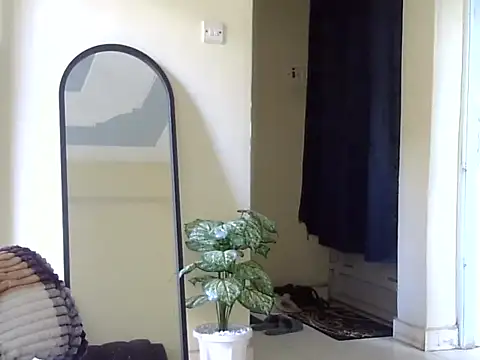 Snapshot of Sexy_racy_rebel_ chatting on February 21, 11:11 am Sexy racy rebel online show from February 21, 11:11 am