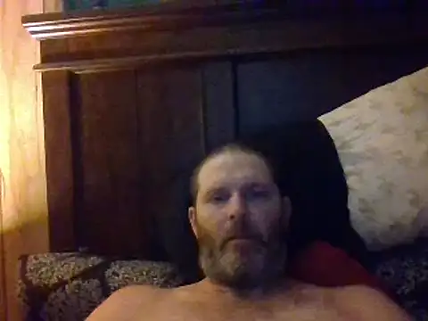 Snapshot of big-fun1981 chatting on December 23, 12:57 am big-fun1981 online show from December 23, 12:57 am