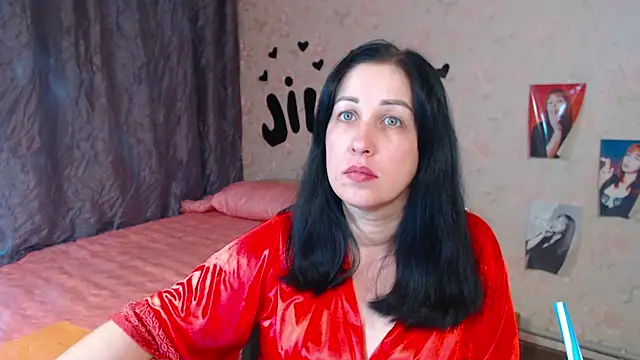 JillStevens online show from November 30, 7:56 am