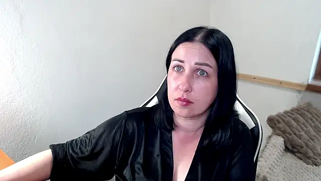 JillStevens online show from June 2, 2:30 pm