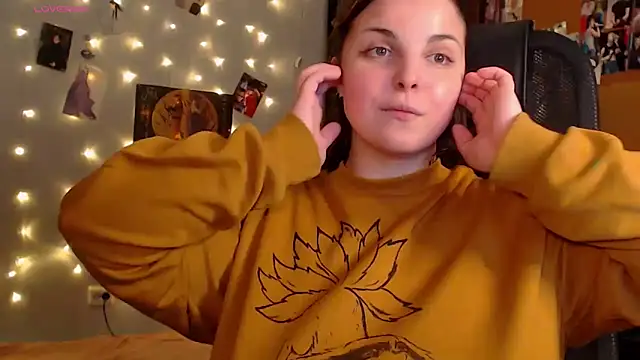 Saya sweet online show from September 28, 9:42 pm