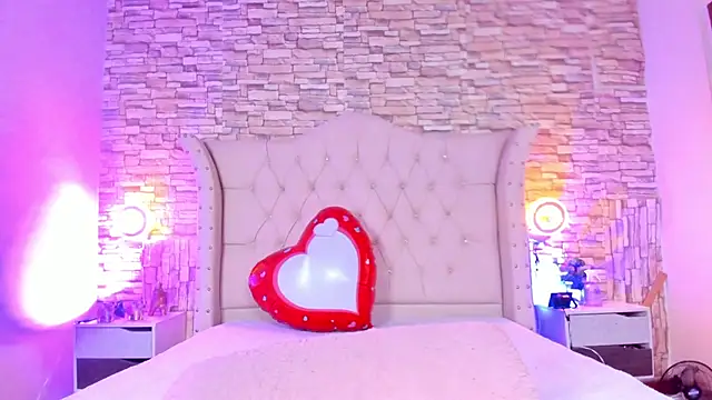 Gina Myers online show from March 6, 12:12 pm