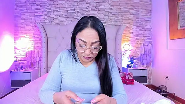 Gina Myers online show from March 12, 12:11 pm