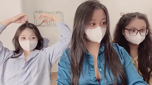 Snapshot of Bamboo_Swetie chatting on November 14, 3:22 pm Bamboo Swetie online show from November 14, 3:22 pm