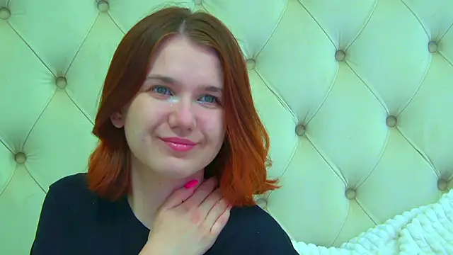 LessySmith online show from March 8, 5:28 pm