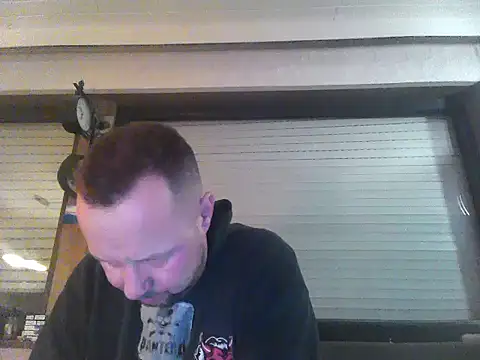 Snapshot of Hornybiboy66 chatting on January 6, 6:20 pm Hornybiboy66 online show from January 6, 6:20 pm