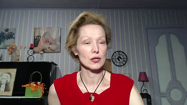 Marquise555 online show from March 31, 4:07 pm