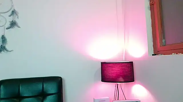 jessi lovers online show from March 4, 1:38 pm