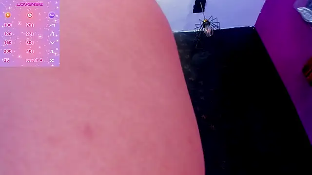 Alexa Slave online show from January 13, 7:19 pm