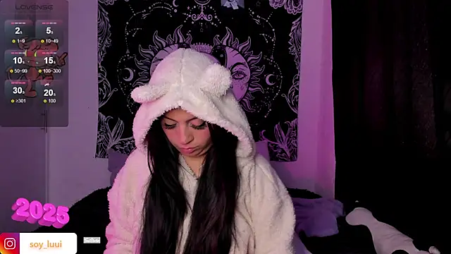 Snapshot of soy_lui_ chatting on January 3, 8:22 pm soy lui online show from January 3, 8:22 pm