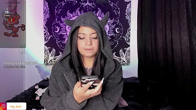 Snapshot of soy_lui_ chatting on February 17, 10:14 pm soy lui online show from February 17, 10:14 pm