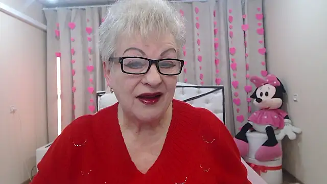 Snapshot of KayleSmoll chatting on February 10, 8:02 pm KayleSmoll online show from February 10, 8:02 pm