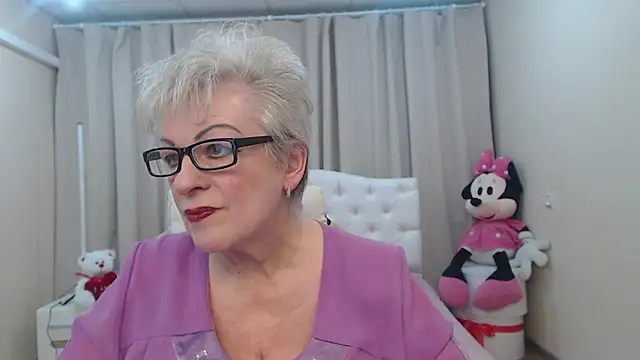 KayleSmoll online show from March 25, 7:42 pm