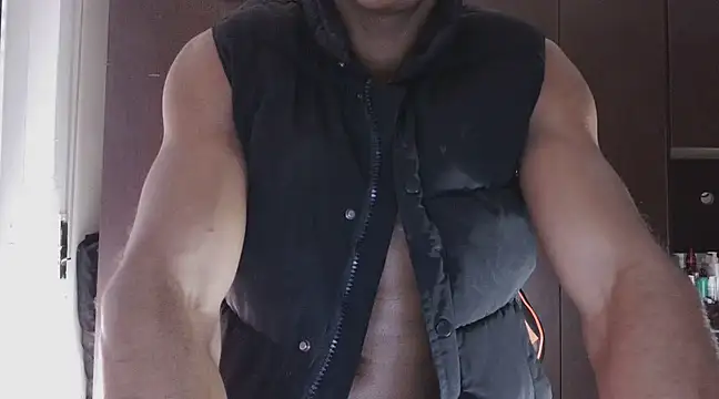 Snapshot of eduhot94 chatting on March 15, 1:29 pm eduhot94 online show from March 15, 1:29 pm