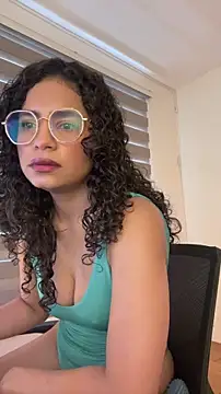 cinnamon rosa online show from January 15, 4:11 pm