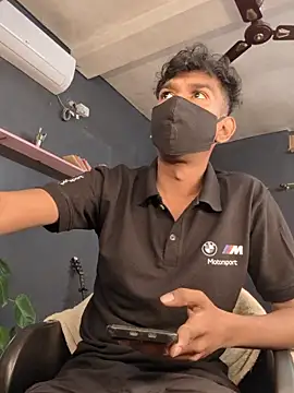 richardjames95 online show from November 25, 6:19 pm