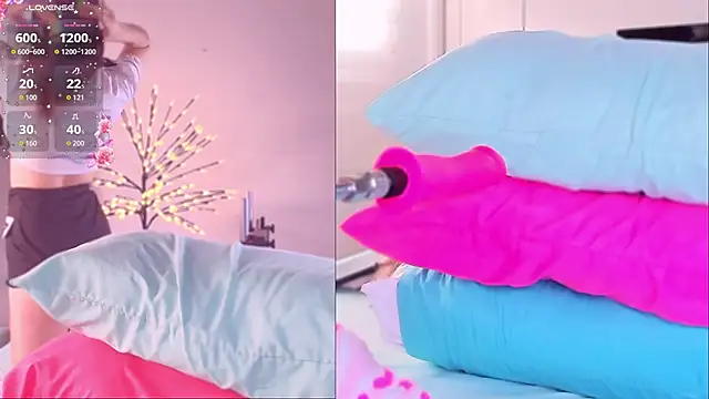 Snapshot of Emma__Erotic chatting on February 26, 8:41 pm Emma Erotic online show from February 26, 8:41 pm