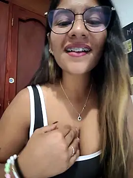 Sofythom1 online show from May 6, 3:35 am