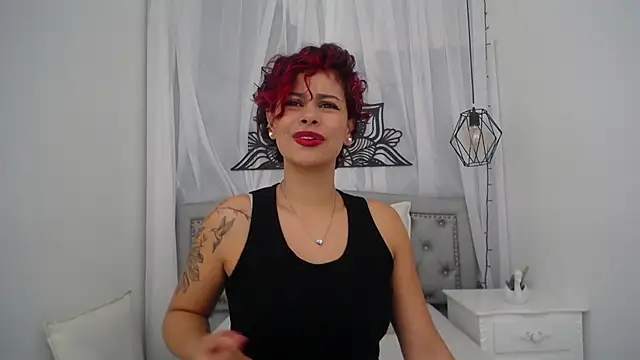 MarianaSanz online show from February 2, 12:02 pm