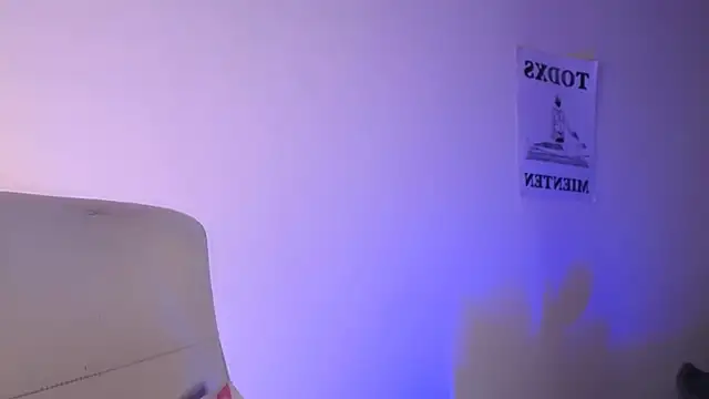 Snapshot of elektraa_sky11 chatting on January 15, 9:20 pm elektraa sky11 online show from January 15, 9:20 pm