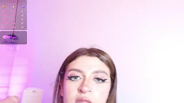 alice-millerr online show from February 6, 7:07 pm