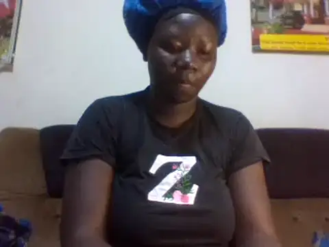 Snapshot of crazy_baby00 chatting on January 12, 2:56 am crazy baby00 online show from January 12, 2:56 am