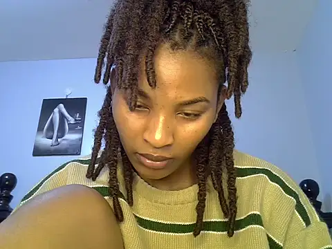 Snapshot of cute-alexis chatting on July 8, 5:23 am cute-alexis online show from July 8, 5:23 am