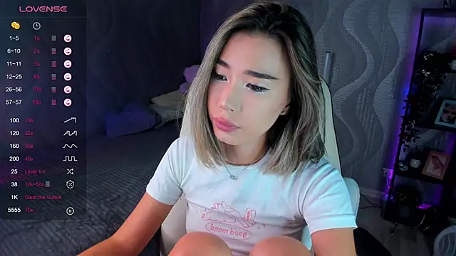 Snapshot of sensualily chatting on July 24, 3:43 pm sensualily online show from July 24, 3:43 pm