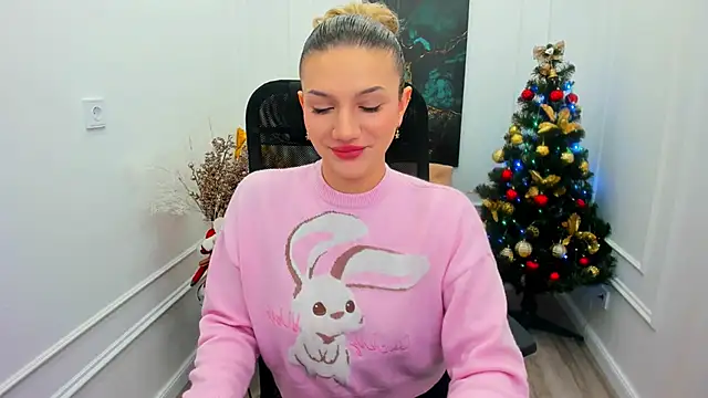 SelenaeMoore online show from December 5, 3:26 am