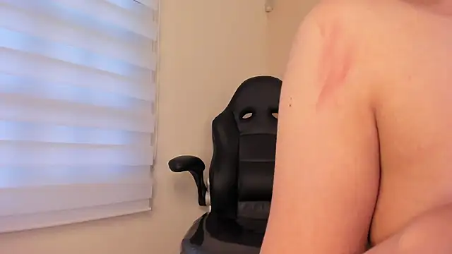 Esteff  o2 online show from March 3, 11:03 pm