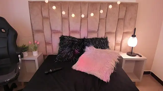 Esteff  o2 online show from March 8, 10:45 pm