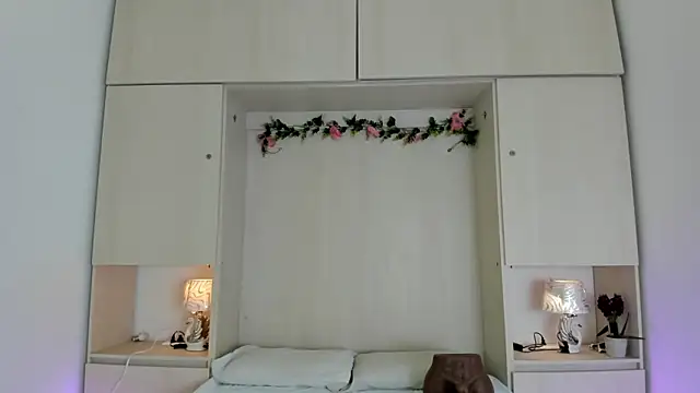 KendallRosse1 online show from March 11, 12:11 pm