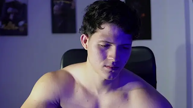 Hazzan Velez online show from December 16, 4:50 am