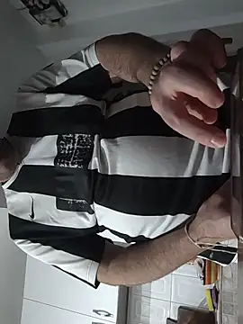 Maryo0001 online show from November 10, 11:48 pm