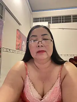 NDith online show from February 14, 1:41 pm