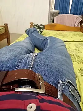 littlehornysons online show from February 7, 12:06 pm