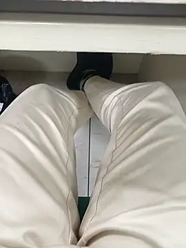 littlehornysons online show from March 3, 7:54 am