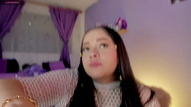 Snapshot of dennisbonnet_ chatting on January 16, 2:41 am dennisbonnet online show from January 16, 2:41 am