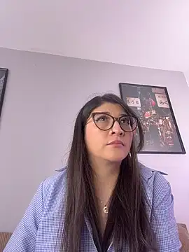 hannaasweet online show from February 3, 8:47 pm