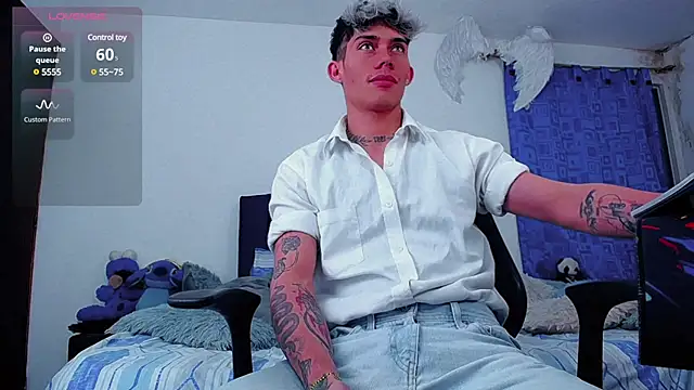 Snapshot of thiagomurphyy chatting on March 19, 1:54 am thiagomurphyy online show from March 19, 1:54 am