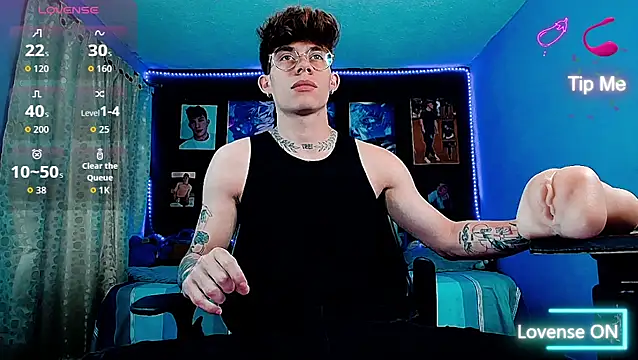 thiagomurphyy online show from February 24, 1:03 am