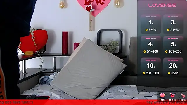 Snapshot of CarterCole chatting on February 17, 10:29 am CarterCole online show from February 17, 10:29 am