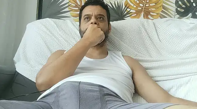 HornyBeachBoyBR online show from March 18, 2:37 pm