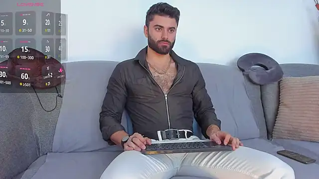 Snapshot of RawAdam chatting on January 25, 7:06 am RawAdam online show from January 25, 7:06 am