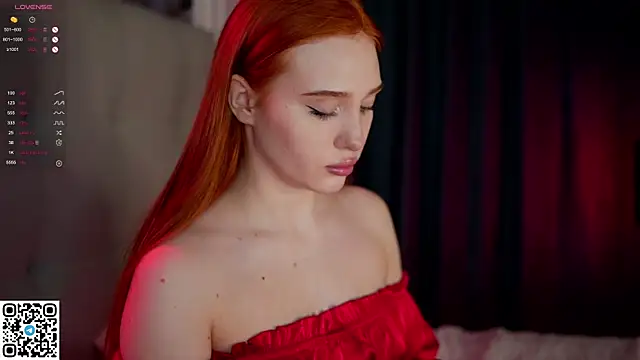 Snapshot of KleinGlif chatting on January 5, 5:09 am KleinGlif online show from January 5, 5:09 am